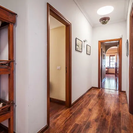 Magnifica Al Lado Del Mar