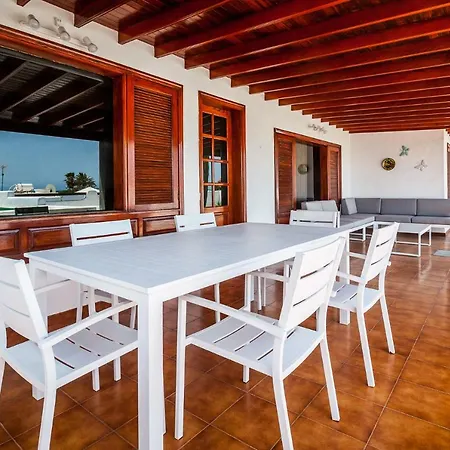 Magnifica Al Lado Del Mar Villa Arrecife (Lanzarote)